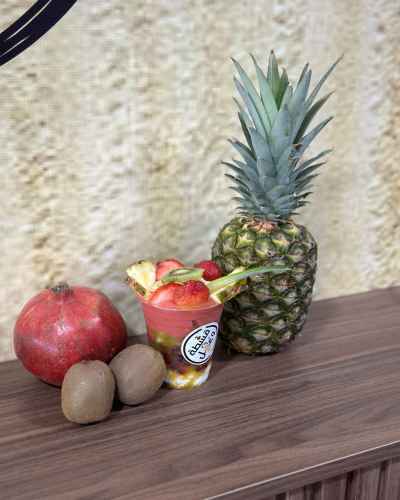 تروبيكال كوكتيل وسط